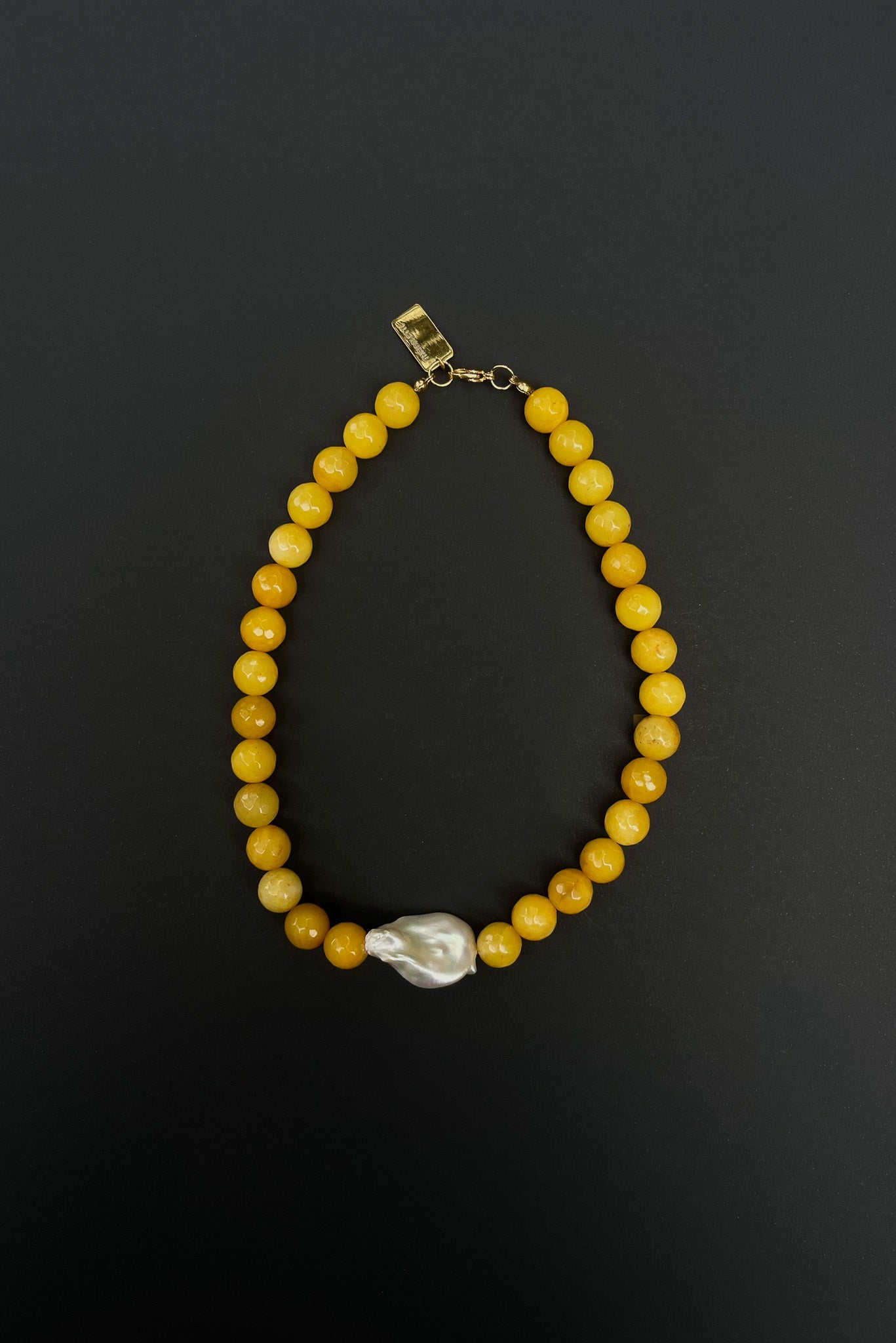 YELLOW WAVE with Big Pearl Necklace