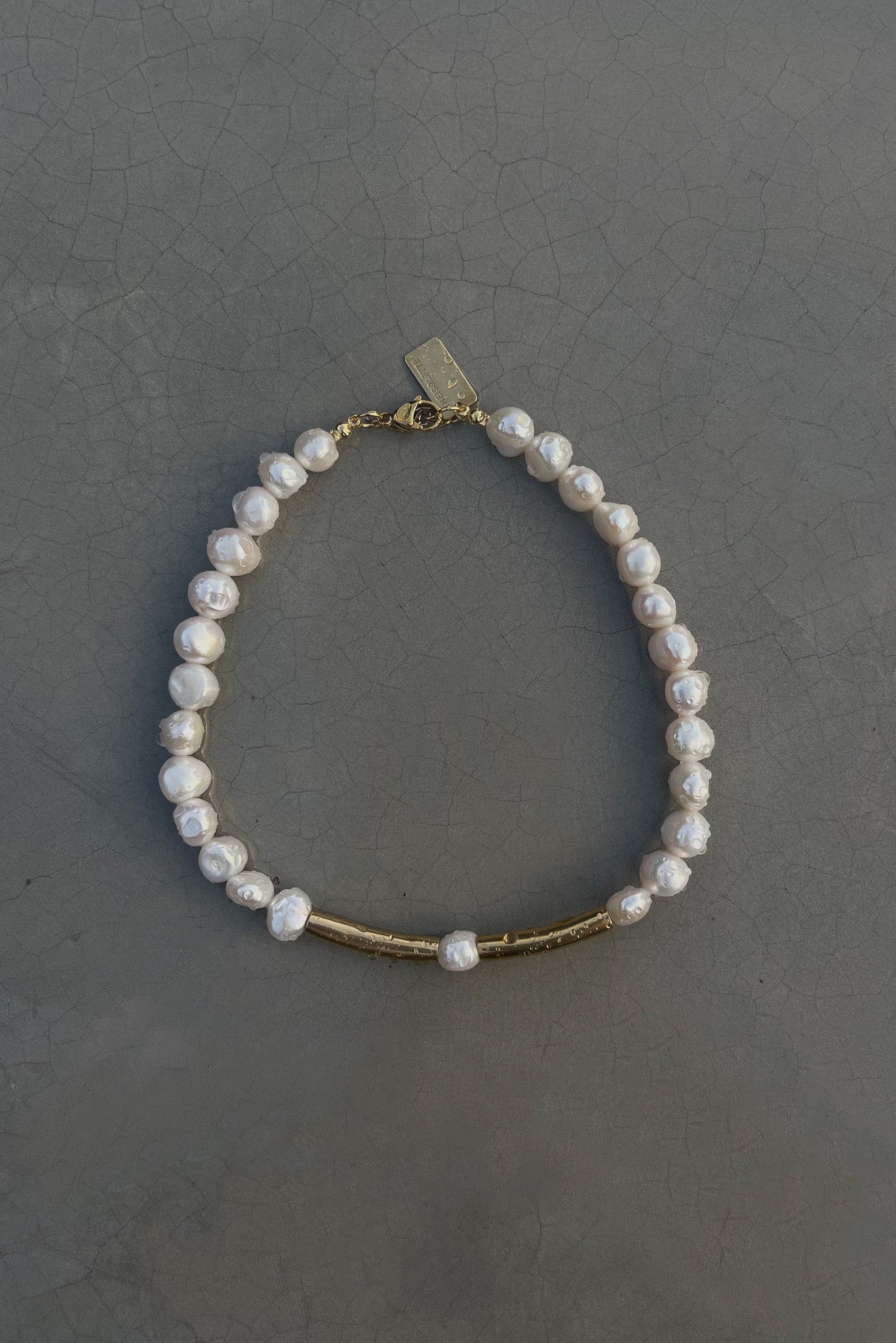 ALMUDENA Pearls with Gold Tubes Necklace
