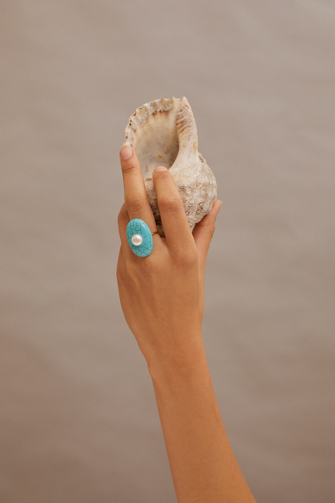 LA ALMA Turquoise Stone with Pearl Ring
