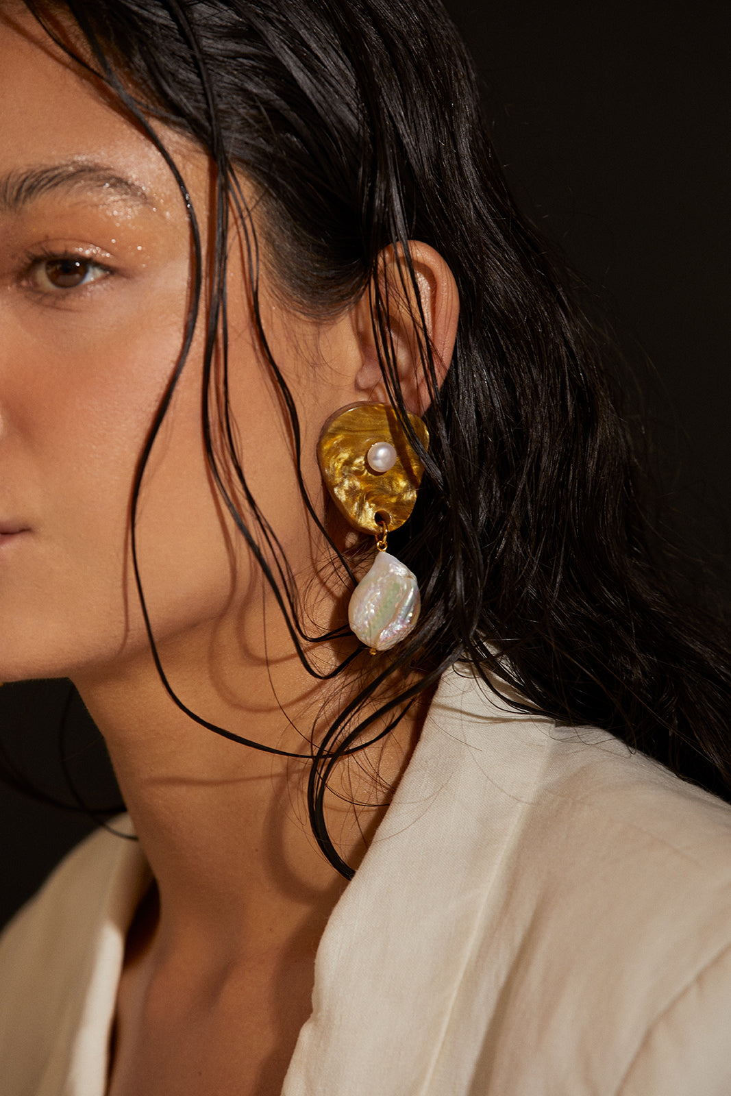 PALOMA Big Pearl Earrings