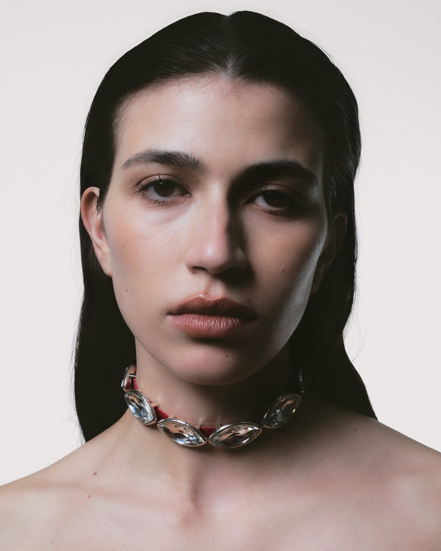 VERRIN Velvet Choker