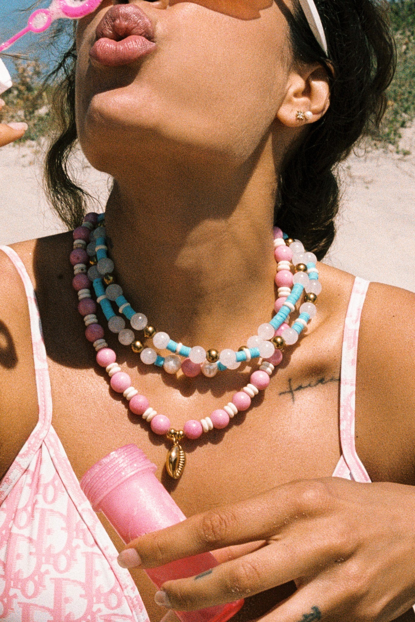AQUADISIAC Mix of Necklaces with Light Pink Stones
