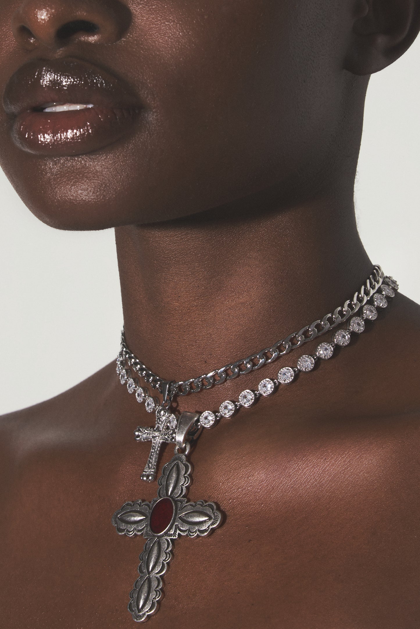 ATOMIC SHINE Zirconia Cross Necklace Set