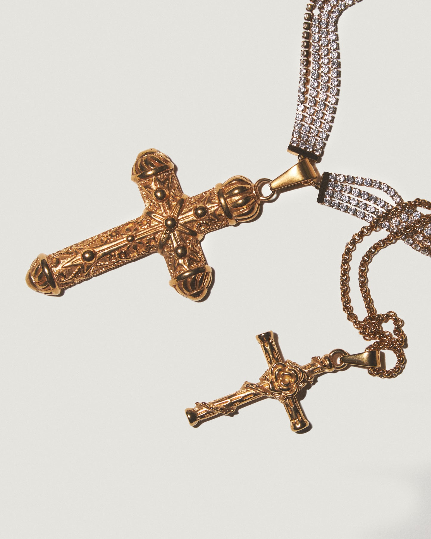 CELESTIAL FLAME Zirconia Gold Cross Necklace Set