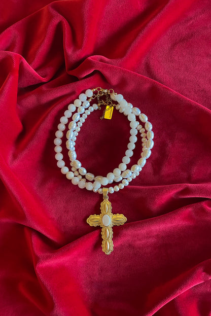 THE NEW ECRU TONES GOLD CROSS PENDANT CHOKER