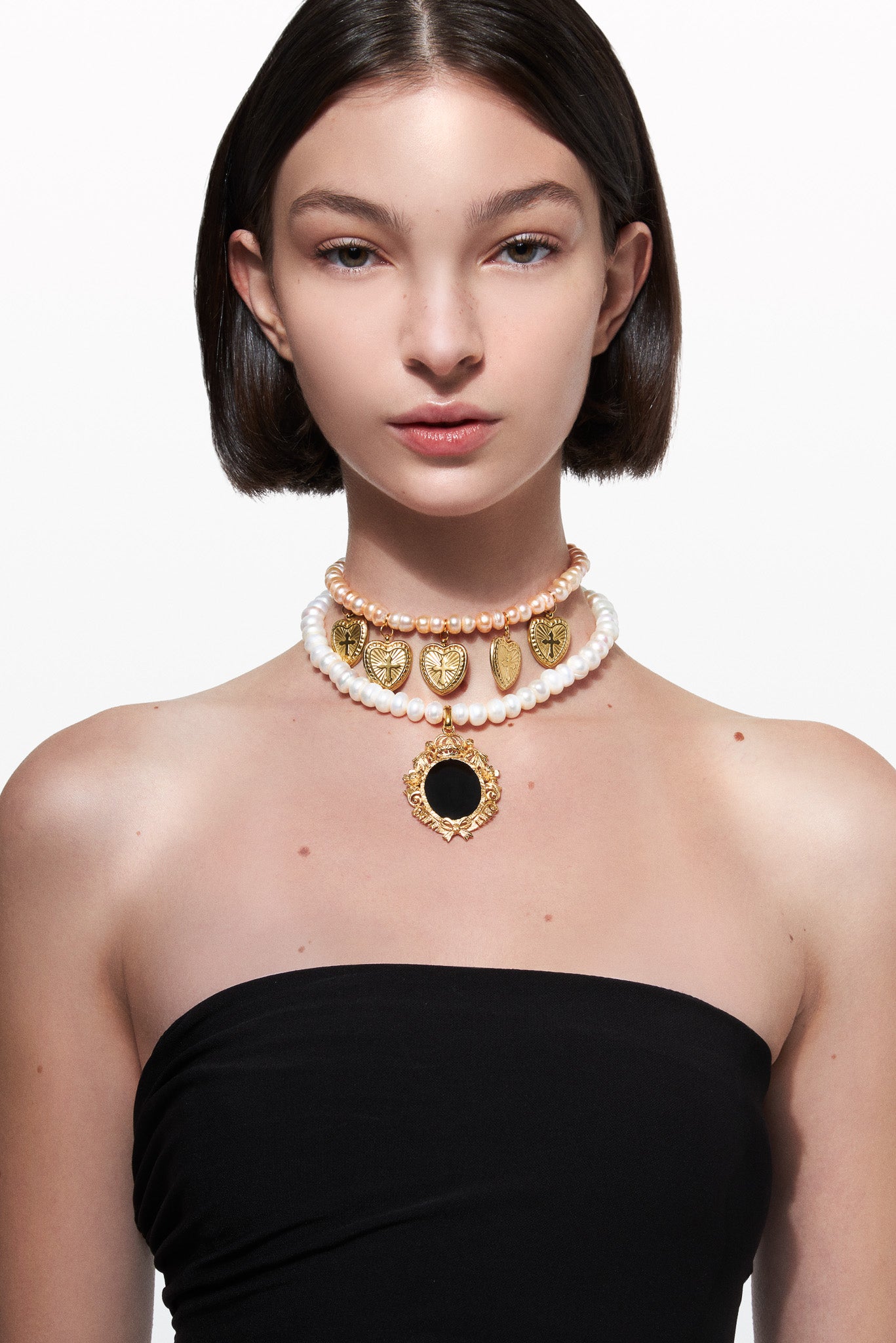 JULIETA BLACK ENAMEL GOLD MEDAL NECKLACE