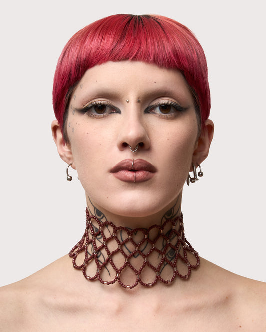 SNARE Wine Brown Choker
