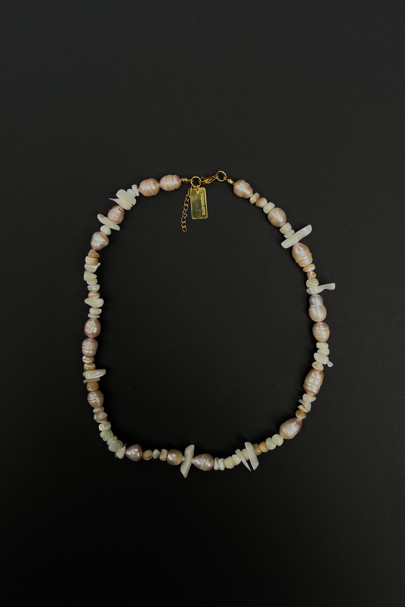 SABRINE Rose Pearls Necklace