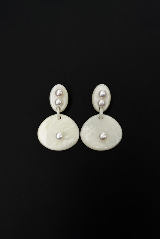 OLMA Ecru with Pearls Earrings