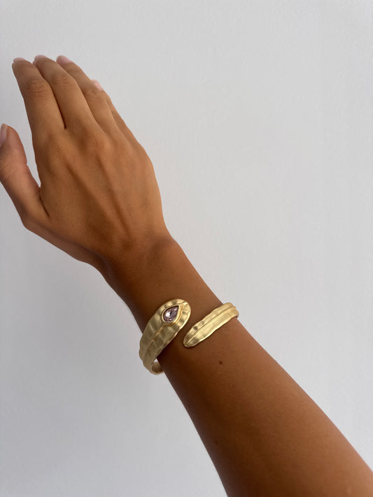 TI 003 SCULPTED CUFF