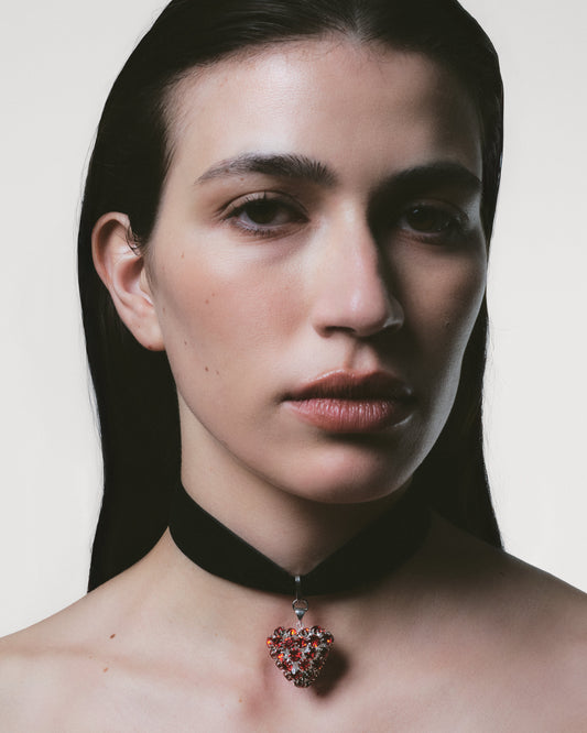 SCARLET HEART Velvet Choker