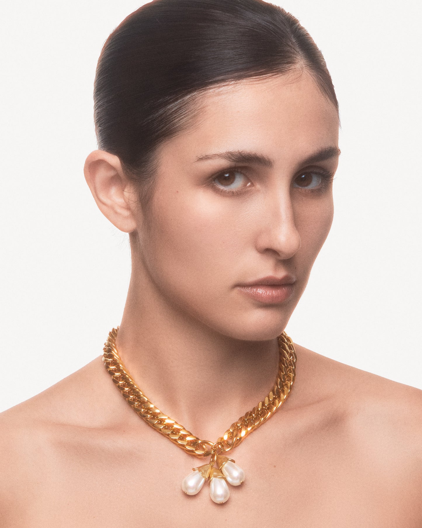SOLEN Chain Necklace with Pendants