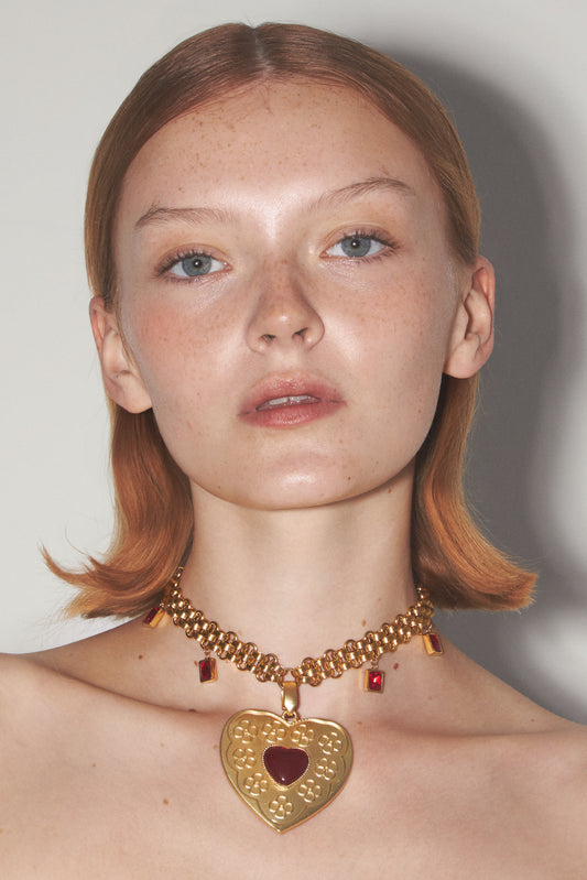 TWILIGHT LOVE Gold Heart Necklace