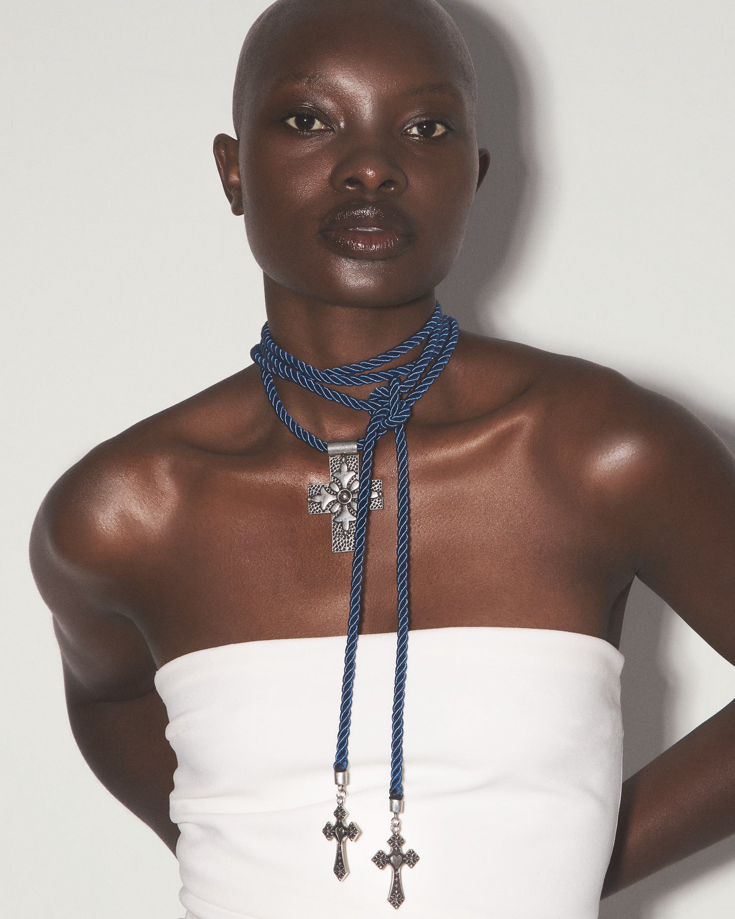 SAPPHIRE NIGHT Cross Cord Necklace