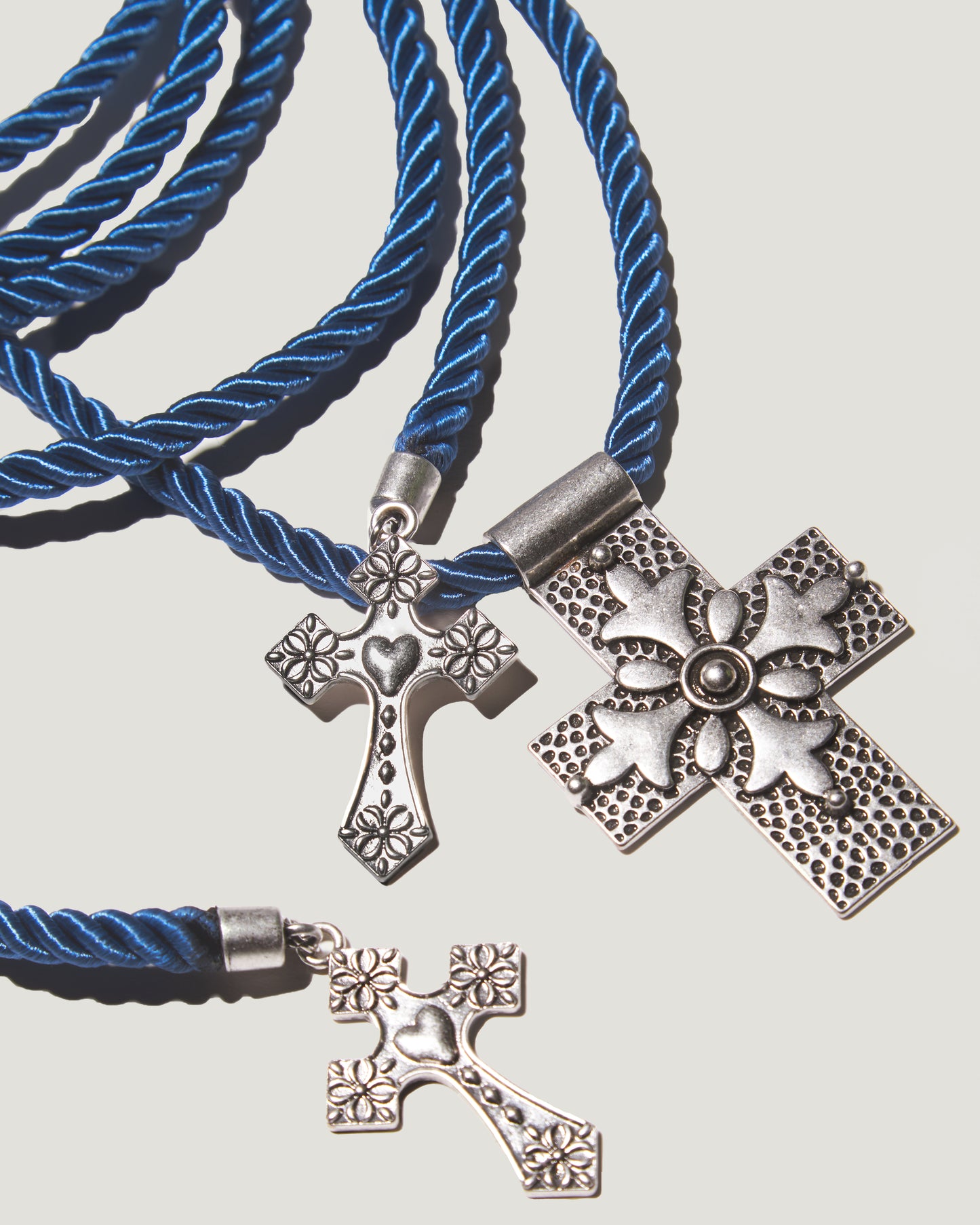SAPPHIRE NIGHT Cross Cord Necklace