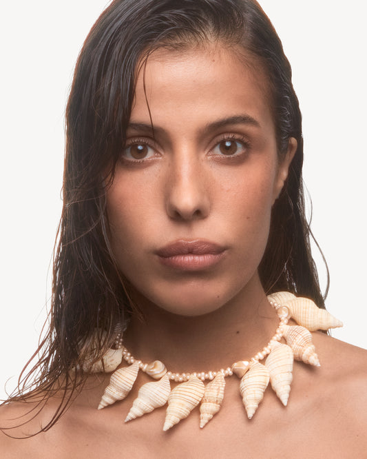 SHELLHAUL Statement Necklace
