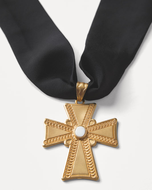 ALEXIS GOLD CROSS FABRIC NECKLACE