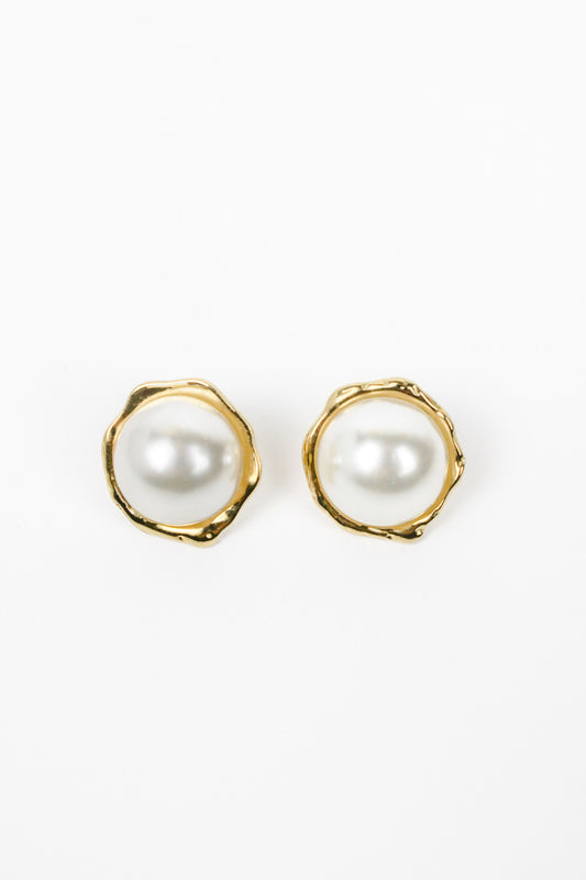 VINTAGE Round Pearls Earrings